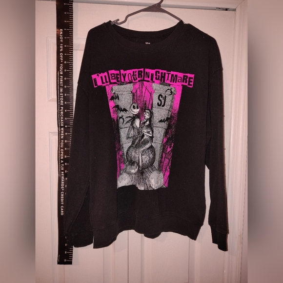 Disney Nightmare Before Christmas Sweatshirt - Picture 1 of 5
